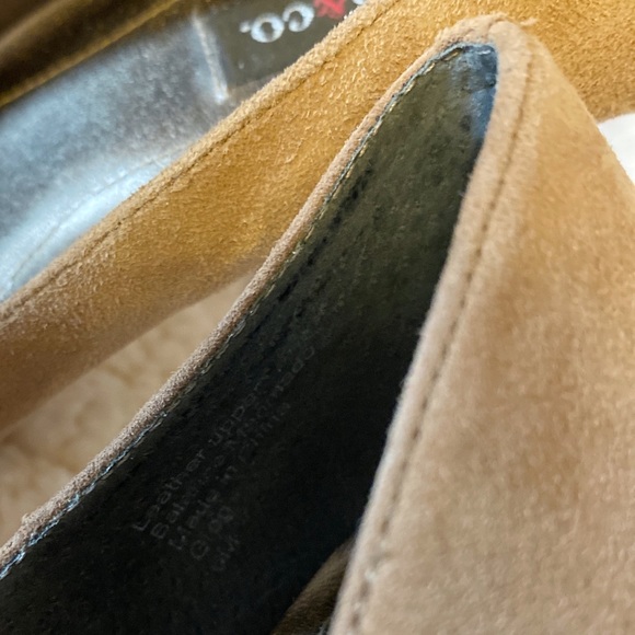 Tan Suede Ruched Bow Heels - Picture 5 of 5